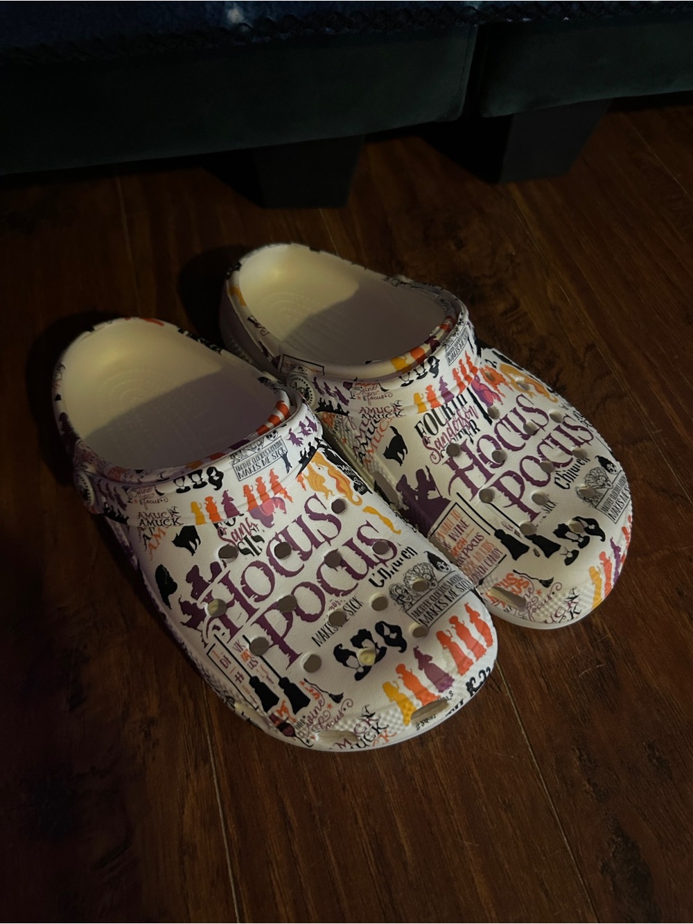 Hocus Pocus Print Slip-On Mules - White with Purple & Orange Accents